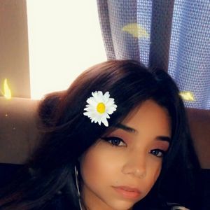 Meet your Posher, Fatima